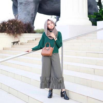 Warna Jilbab Yg Cocok Untuk Baju Warna Hijau Tua