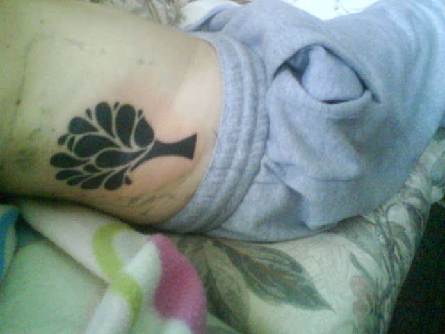 Day 1 after tattoo, fever and ache all over.. and no, it had nothing to do with the artist, i had a cold in me.