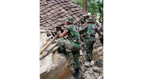danrem  terjun kelokasi gempa bumi  melanda