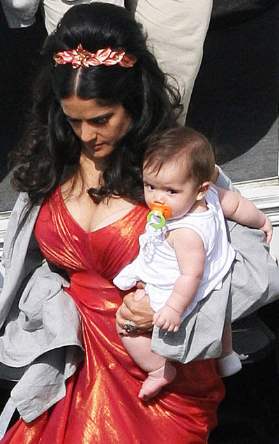 Salma Hayek : daughter Valentina - picture uploaded by ...