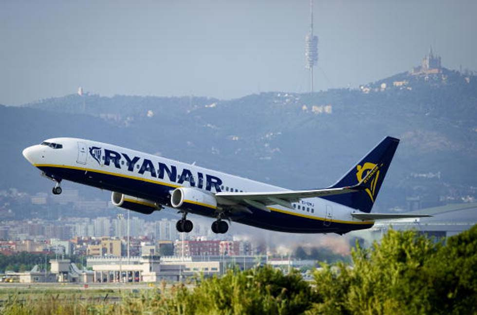 La ribellione dei passeggeri a bordo di un aereo Ryanair | Giornalettismo