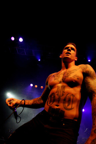 Bleeding through - Never Say Die (London)