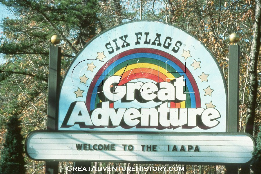 six flags great adventure logo. Lion Sign At Six Flags Great