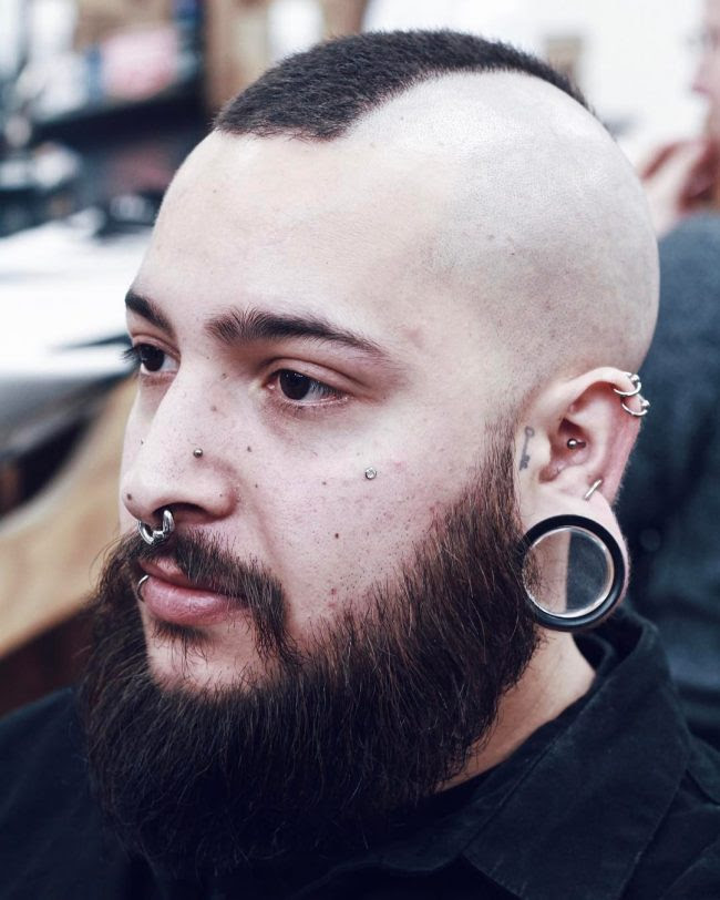 Haircuts For Round Faces Men Hairstyle