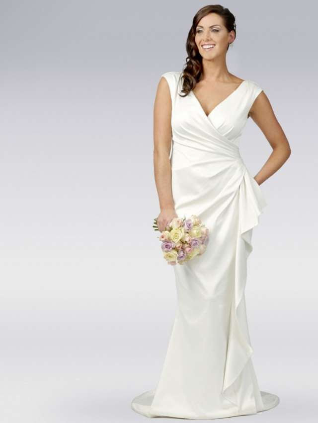 30 Dresses That Prove You Can Get a Gorgeous Wedding Gown 30 Dresses That Prove You Can Get a Gorgeous Wedding Gown