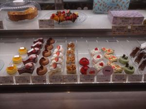 ラ プレシューズ アトレ四谷店 ケーキ ろくよんの食べログ