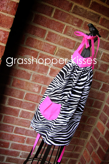 girl's zebra with hot pink fits 2T-5