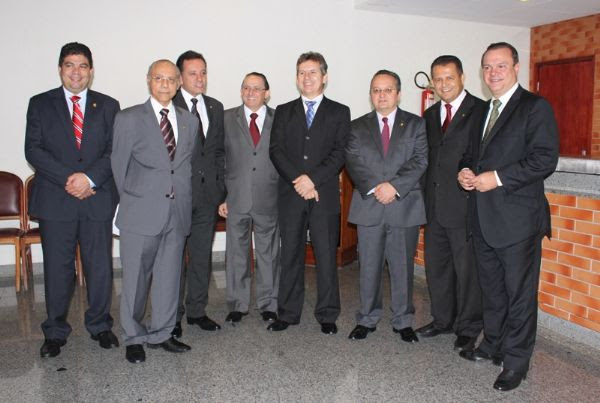 Prefeito eleito de Cuiabá anuncia Secretaria Especial de Projetos durante reunião com bancada