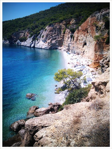 Παραλία Χαλικιάδα στο Αγκίστρι