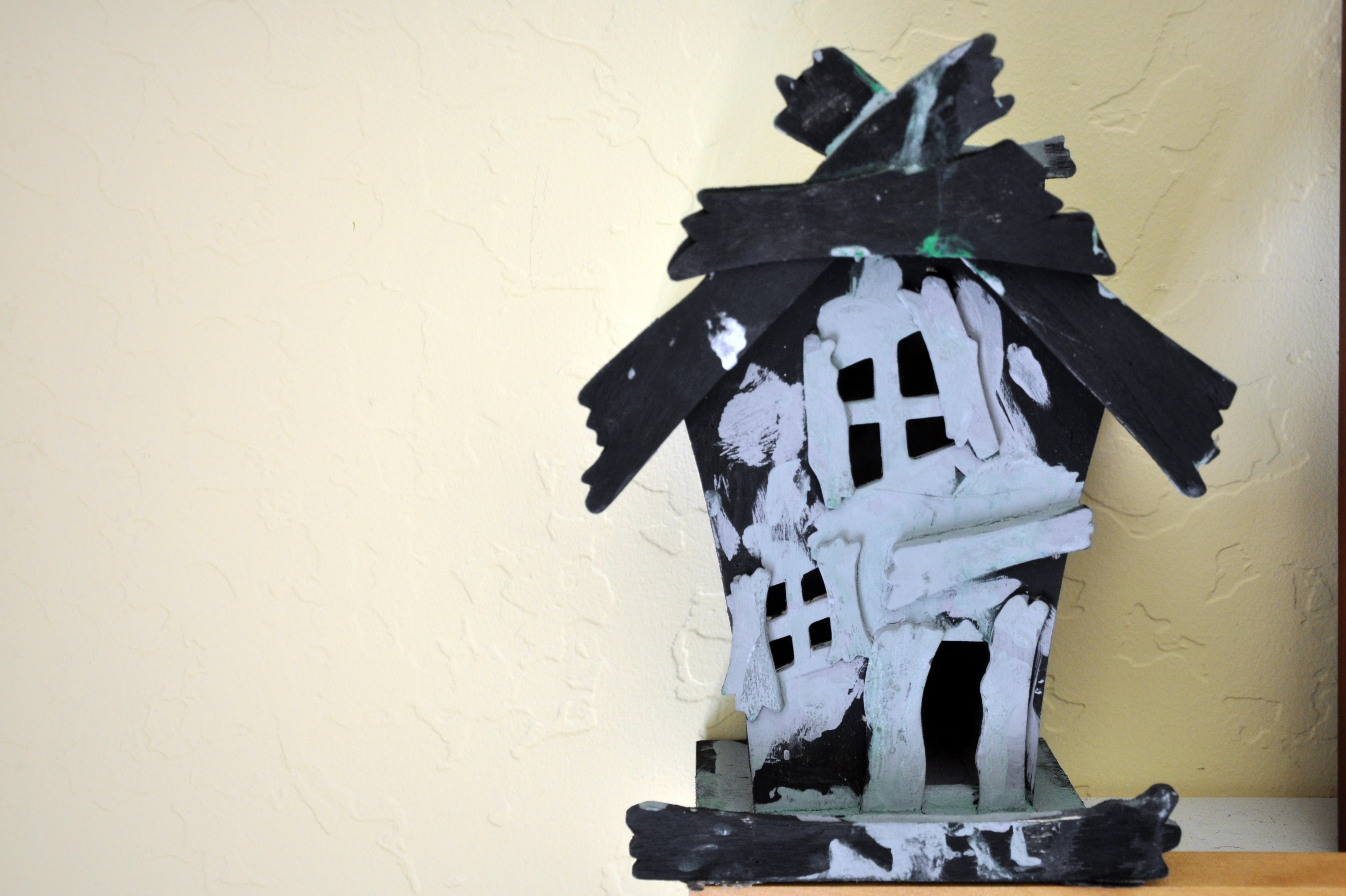 Halloween Wood Cutouts Haunted House