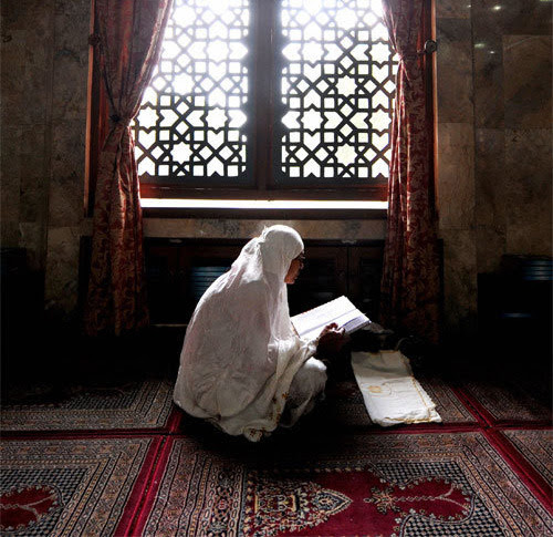 What can a woman who is menstruating do on Laylat al-Qadr? Sisters Special