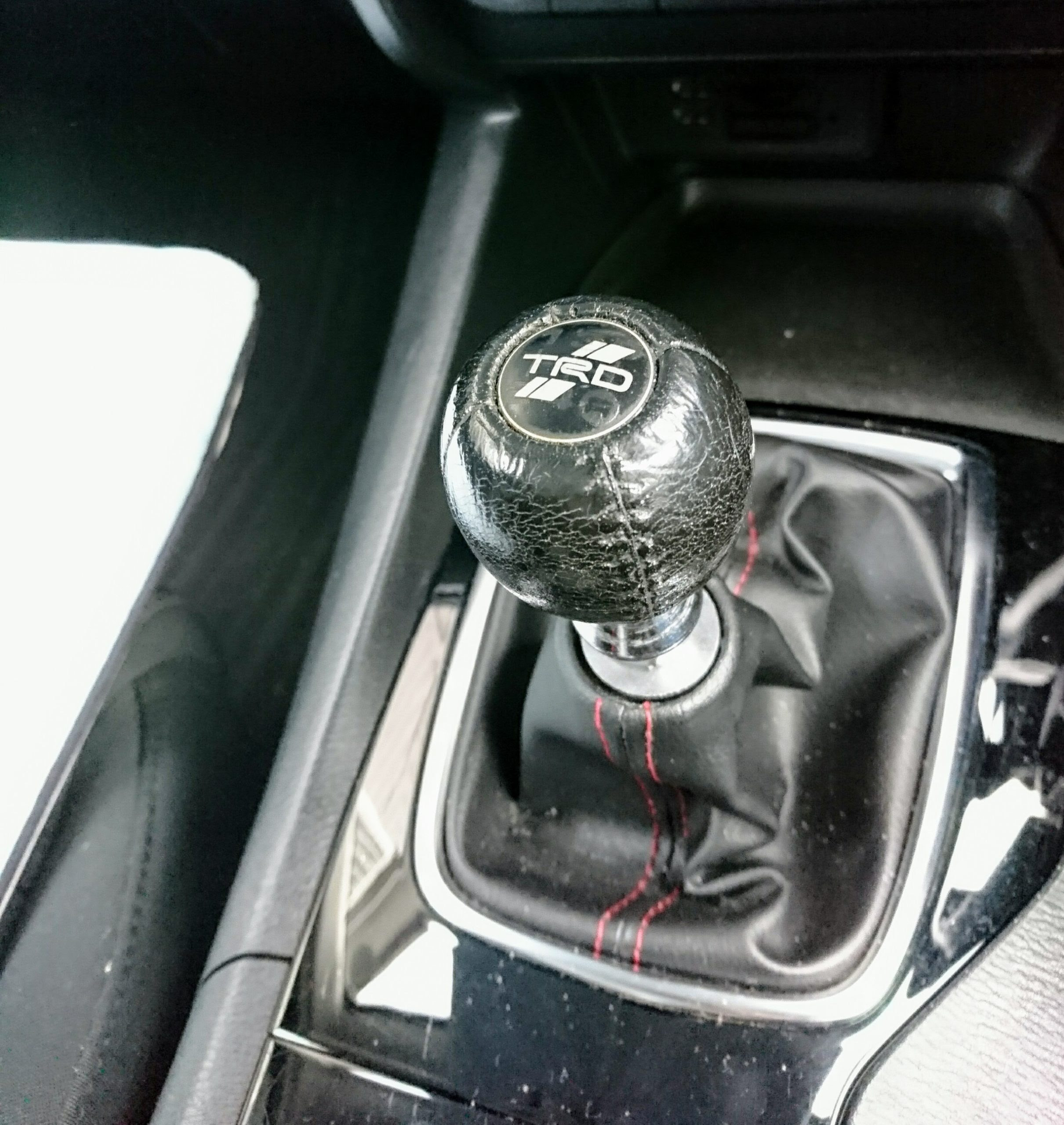 マニュアル車を買って後悔した 後悔しない秘訣 マニュアルトランスミッション原理主義者の放言