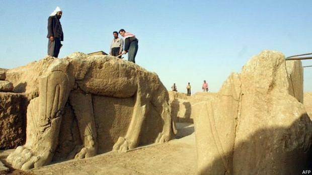 La ciudad se encuentra en una región que agrupa 1.800 de los 12.000 sitios arqueológicos registrados en Irak. 