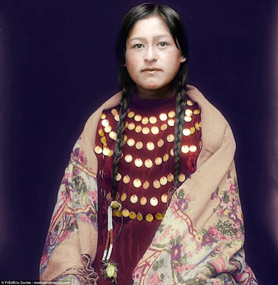 Wiwi-Yokpa or Mary Elmanico, Passamaquoddy, 1913. The Passamaquoddy tribe has been living in north eastern US for several thousands years. They originate from Maine and North Brunswick and inhabited the coastal areas of Passamaquoddy Bay, Bay of Fundy and Gulf Of Maine. The Passamaquoddy were the first Native American tribe to meet European settlers in the 17th century. While the tribe traded furs with both French and English settlers, they generally distrusted the English and eventually supported the American colonists during the Revolutionary War