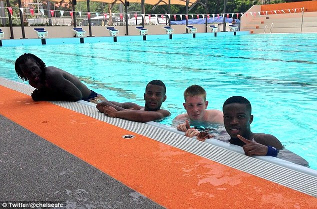 Mario Balotelli and Fanny Neguesha at Lake Garda, Andrea ...