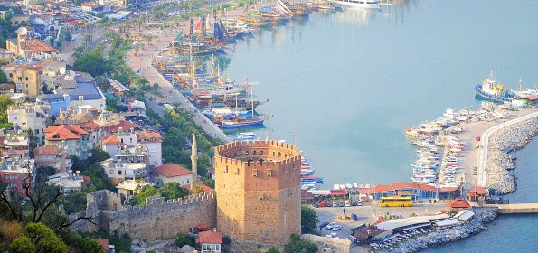 Alanya W Turcji Na Riwierze Tureckiej To Atrakcyjne Miejsce Dla Turystow