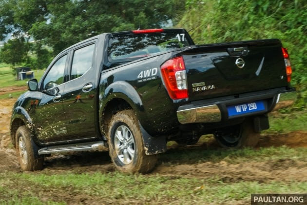 Nissan NP300 Navara 10