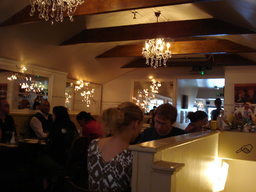 Inside @ Haché