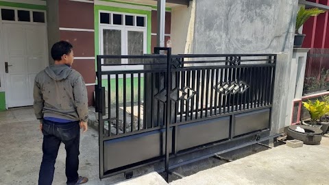 foto pintu pagar rumah
