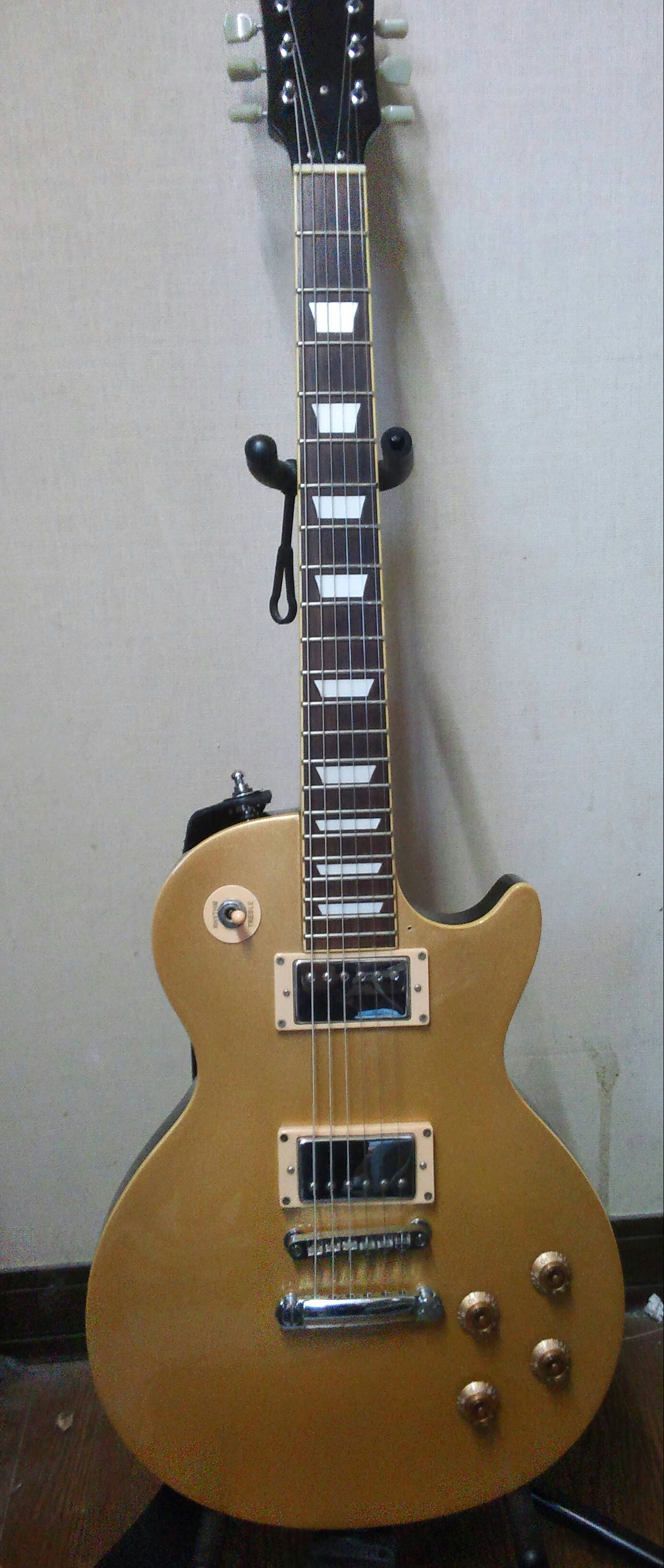Photogenic レスポールタイプ 安ギター徒然記