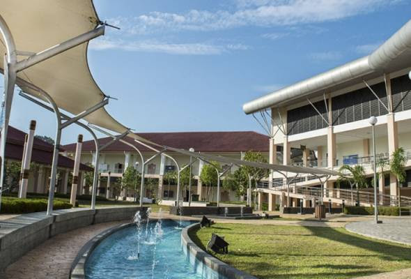 Kesemua universiti awam kini berstatus autonomi  Astro Awani