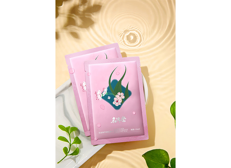 花露凝萃卸妆湿巾 华仁药业股份有限公司丨健康从点滴做起