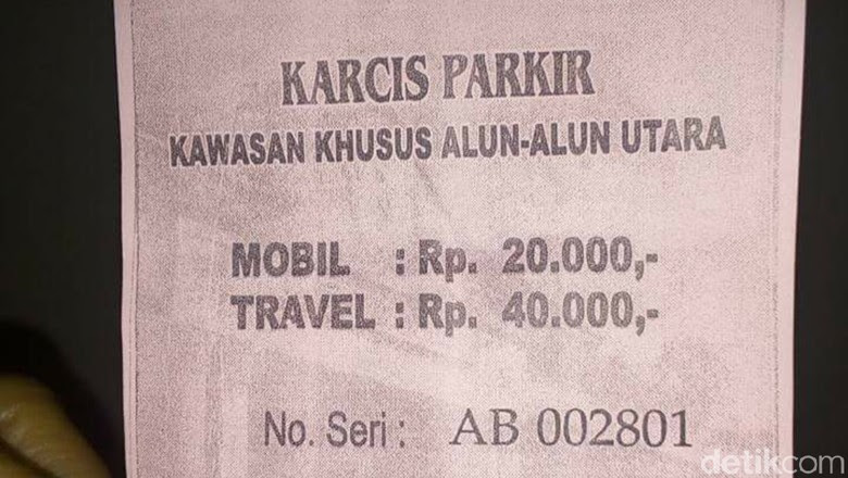 Beredar Foto Karcis Parkir di Alun-alun Yogya yang Tarifnya Nuthuk