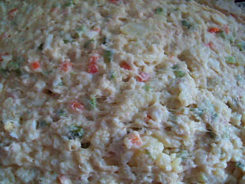 PREPARANDO LA ENSALADILLA