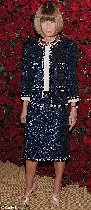 The fashionistas: Sarah Jessica Parker attends alongside Vogue editor Anna Wintour 