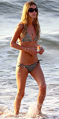 Nicky Hilton, bikini, Teddy Bass, star bikinis, fitness