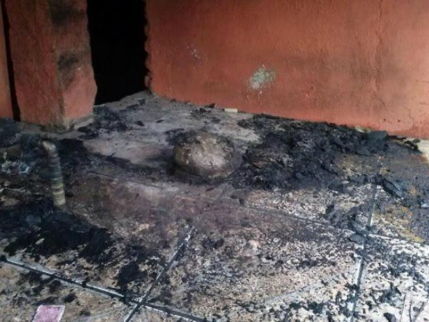 Incêndio casa Patrícia Moreira gremista Porto Alegre (Foto: Arquivo Pessoal)