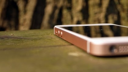 iPhone SE review