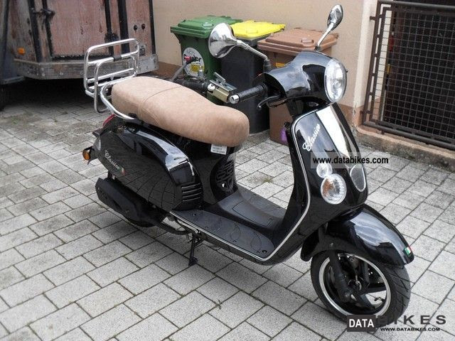 2010 Baotian Classico 50 cc black as new