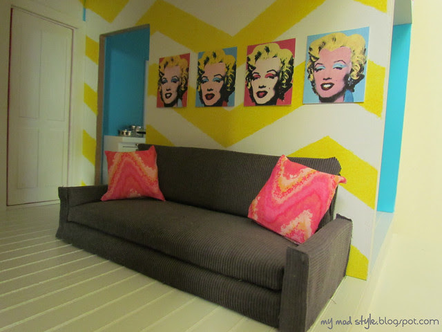 Dollhouse Living Room3