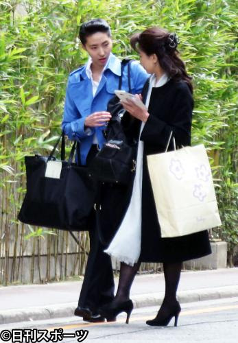 なぜリーゼント 男役志望や校則 松岡修造長女恵さん宝塚合格発表での髪型や水色コートはどこの 有名人 テレビ紹介 Com