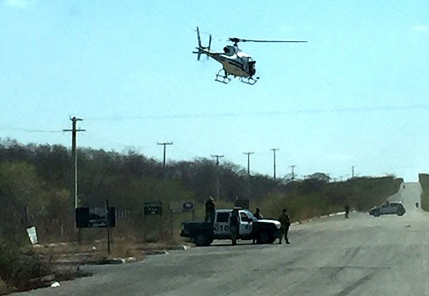 Helicóptero Potiguar 1, da Secretaria de Segurança Pública do RN participou da operação (Foto: Divulgação/Polícia Militar)