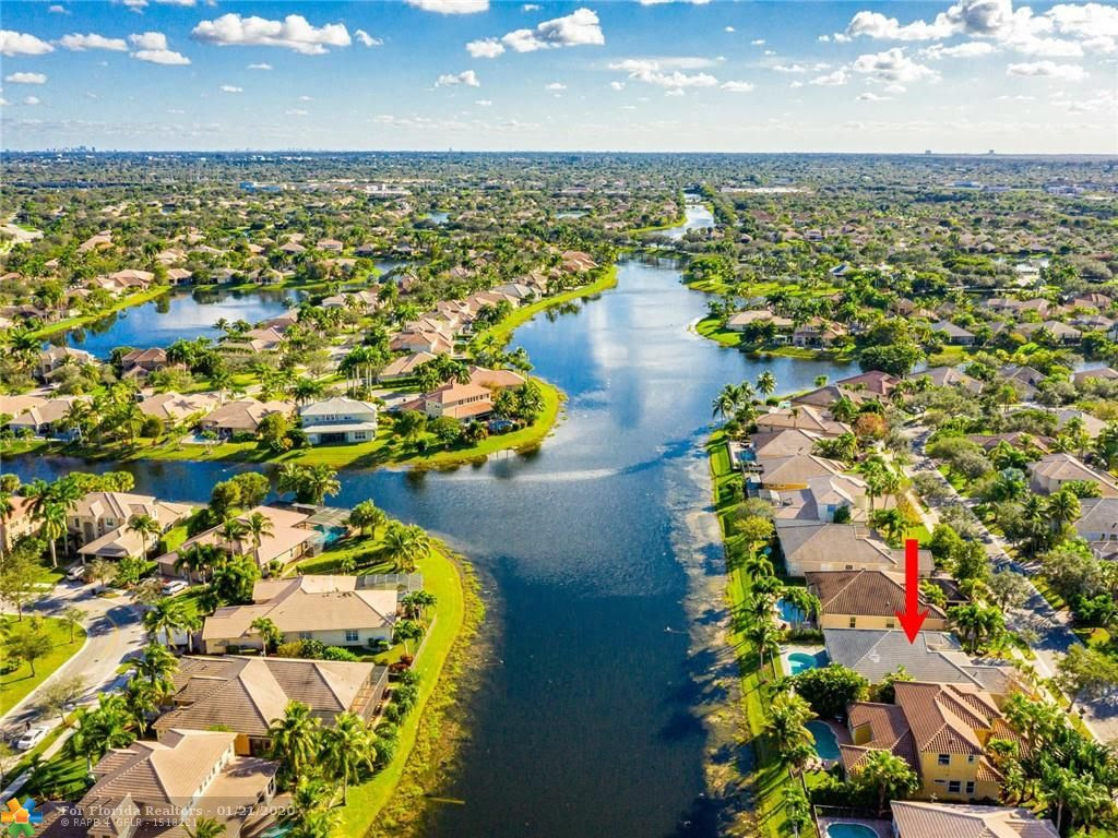 4/3 in Parkland Isles for sale $550,000