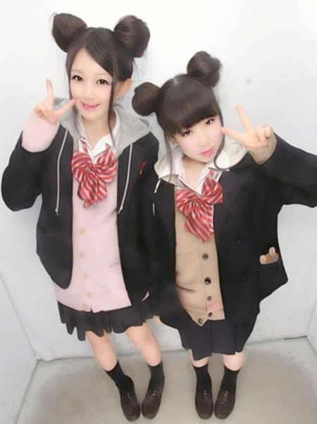 高校卒業式の日に女友達とお揃いでやりたいかわいい髪型ベスト３ ちょこっとエンタメ