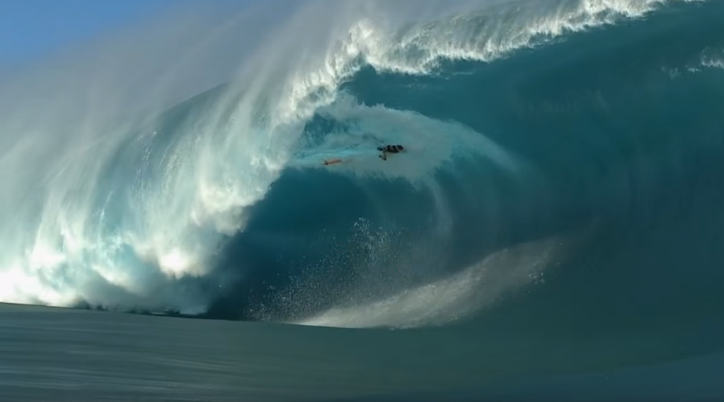 動画 痛々しい 人が人形の様に 波乗り失敗アワード16 Surf How
