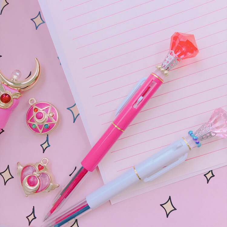 All100均アイテムでセーラームーン風変身ペンをハンドメイド