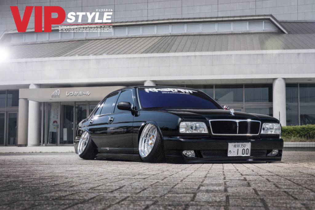 32シーマ オーナー車 当時ならではの直線的ボディスタイルの魅力 Vipstyle Web 雑誌 Vipスタイル