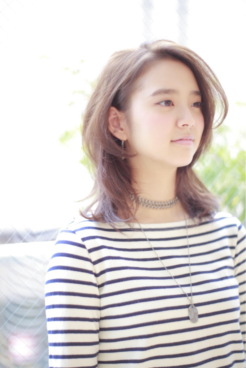 ひし形フォルムのレイヤーミディアム Hair Stylist Ryohei Kumai 熊井 僚平