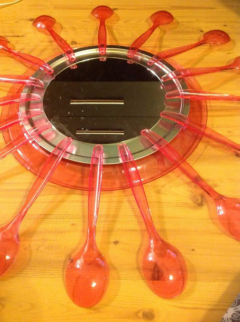 iLoveToCreate Blog: Summer Spoons Starburst Mirror