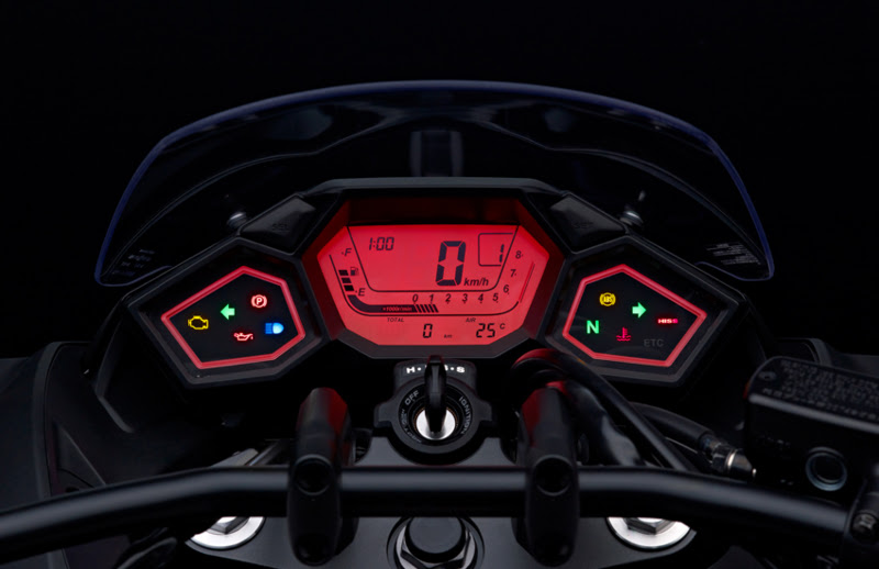 ホンダ Nm4 Vultusを発表 気になるバイクニュース