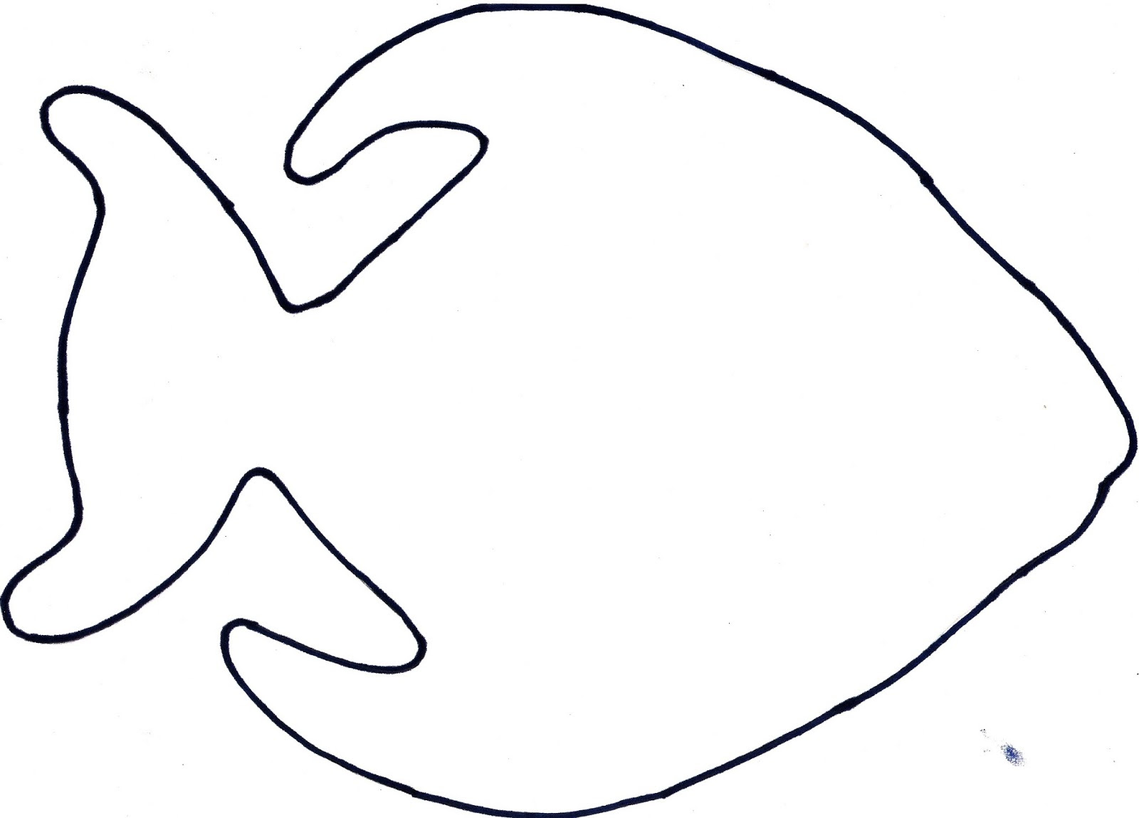 pics Simple Fish Clip Art Black And White clipart library