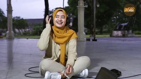  Sadar Diri (feat. Vicky Prasetyo) - Woro Widowati 