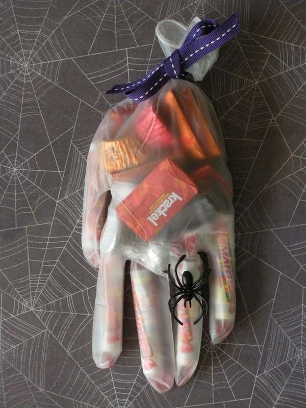 21 Quick and Fun Last Minute Halloween Crafts and Hacks - Amazing DIY