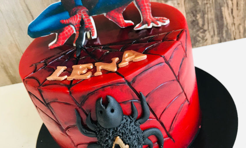 Gateau Spiderman L Atelier De Dorothee