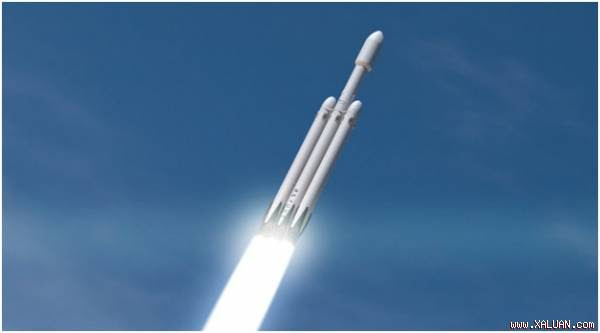 Các hành khách đầu tiên của Falcon Heavy cần phải thật dũng cảm