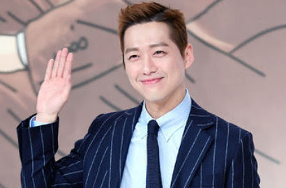 Penyakit apa yang membuat Nam Goong Min selalu mengutamakan olahraga, Meskipun dilanda kesibukan? http://ift.tt/20kt43r - Berita Terkini Nam Goong Min Terbaru Hari Ini -Nam Goong Min termasuk salah satu aktor yang memiliki bentuk badan menawan. Meskipun disibukkan dengan serial terbarunya "Chief Kim", Goong Min tetap mengutamakan olahraga. 